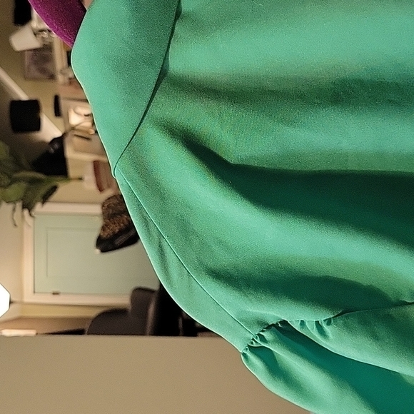 80's Green Scarf Tie Blouse - Picture 7 of 11